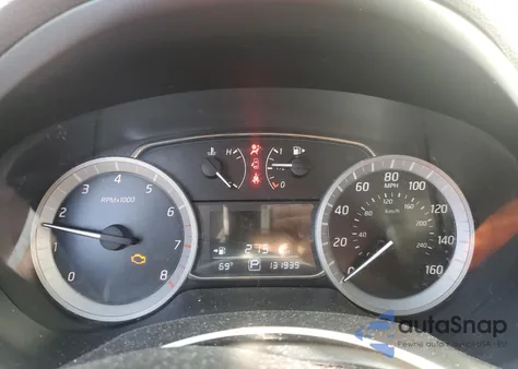 2015 Nissan Sentra S z USA, uszkodzony, nr VIN 3N1AB7AP9FL696858